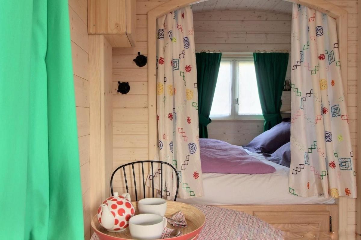 Ferienhaus Le Petit Nid Dans La Roulotte Roscanvel